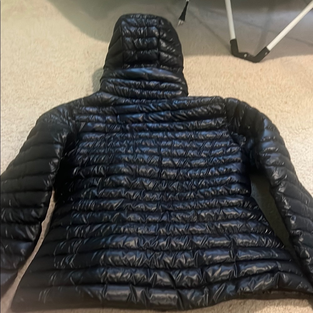 Lululemon jacket - Picture 6 of 8